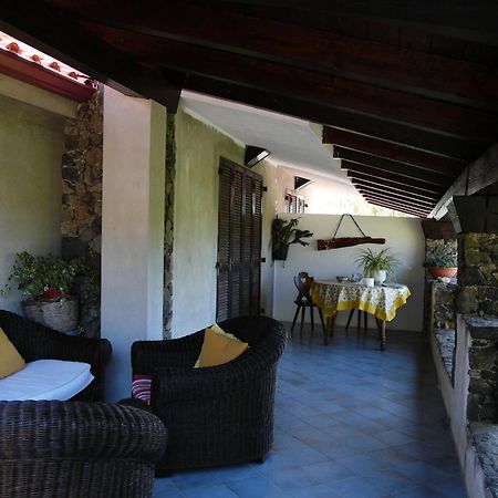 B&B Il Giardino Arbus Luaran gambar
