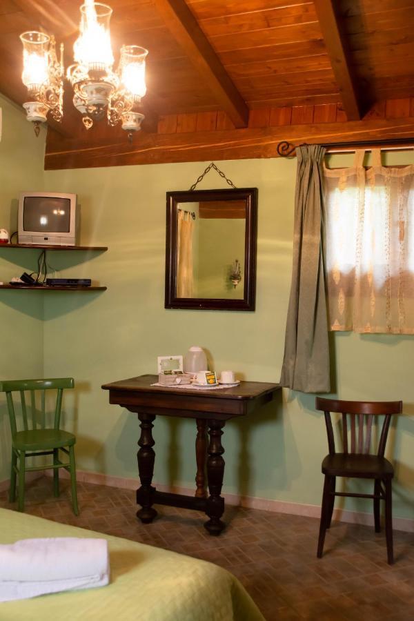 B&B Il Giardino Arbus Luaran gambar