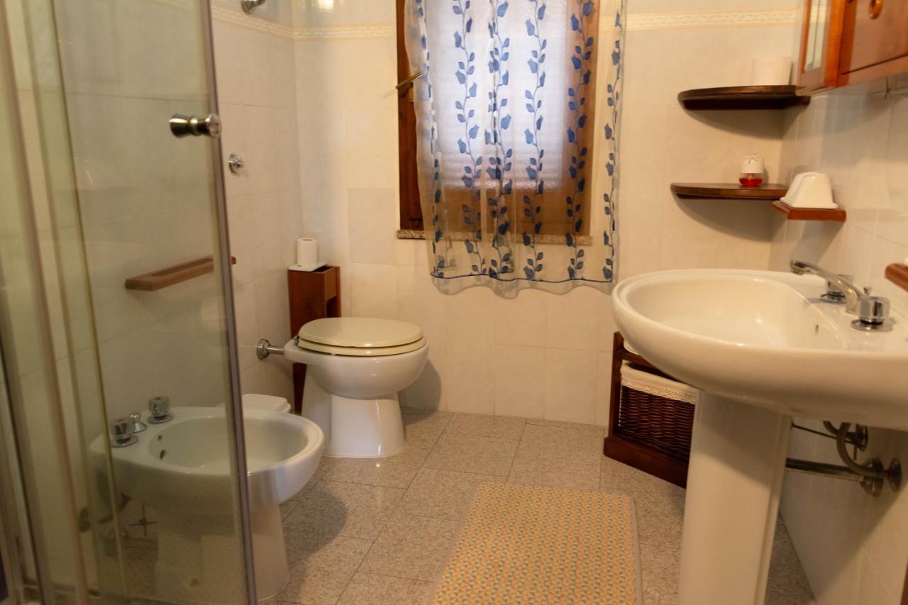 B&B Il Giardino Arbus Luaran gambar